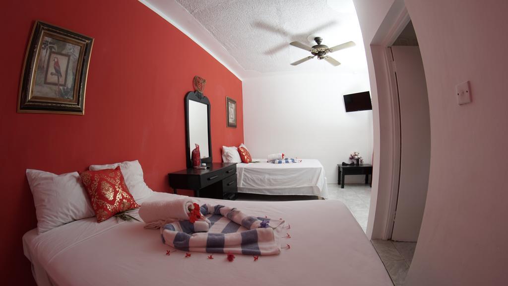 Bourbon Beach Jamaica Hotel Negril Exterior photo